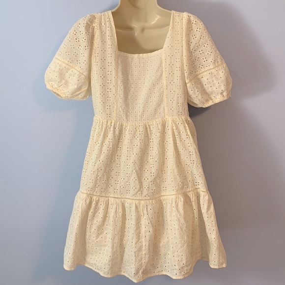 Madewell Eyelet Babydoll mini dress cream size small/med? Tiered Puff sleeves - Picture 5 of 10